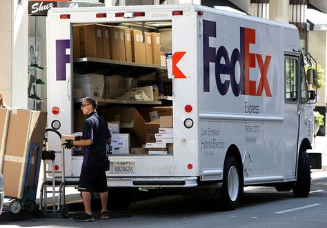 The Wall Street Journal: UPS, FedEx cap holiday deliveries amid late surge Car Delivery, Job Clothes, Mail Truck, Delivery Pictures, Job Resume Examples, African Wear Styles For Men, Video Call With Boyfriend Screen Photo, Office Pictures, Cool Pictures For Wallpaper