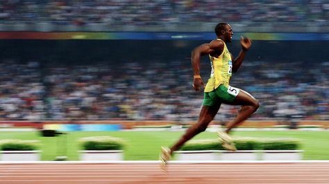 Scientists Discover Something Mind-blowing About How Usain Bolt Runs http://trib.al/fq2EPkY Breathing Techniques For Running, Usain Bolt Running, Posterior Chain Exercises, Running Breathing, Sprint Intervals, Fast Running, Running Form, Efficient Workout, Leg Day Workouts