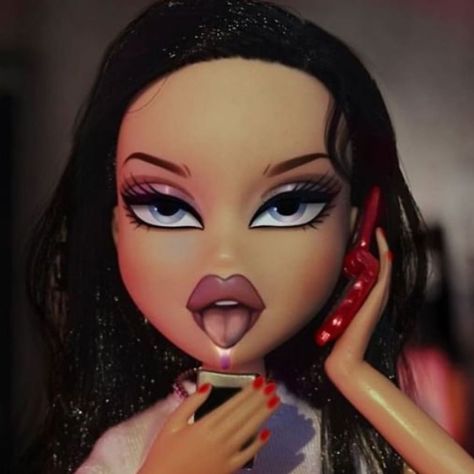 I Am A God, Bratz Doll Makeup, Bratz Aesthetic, Black Bratz Doll, Bratz Doll Outfits, Brat Doll, Bratz Girls, Doll Aesthetic, Jennifer's Body