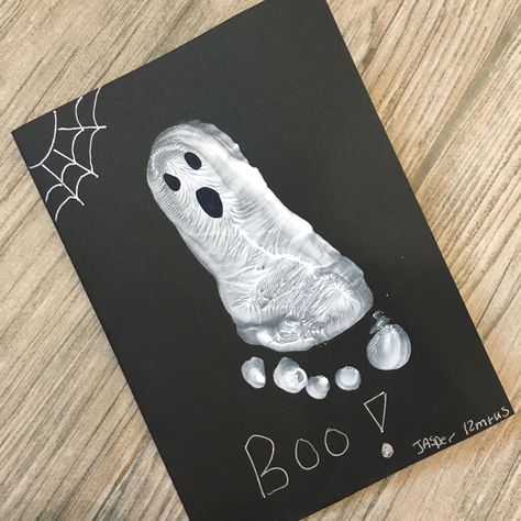 Halloween Ghost Footprint, Halloween Toddler Paint Crafts, Halloween Crafts For Toddlers Paint, Halloween Art And Crafts For Toddlers, Ghost Footprints Halloween, Ghost Infant Art, Boo Feet Print, Halloween Baby Print Crafts, Halloween Painting Toddler