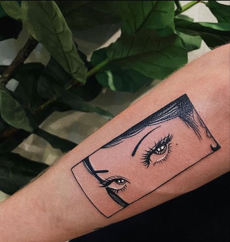 Tomie Eyes Tattoo, Anime Eye Tattoo Ideas, Eye Tattoo Placement, Anime Eye Tattoo, Anime Panel Tattoo, Tomie Tattoo, Anime Eyes Tattoo, Paradox Tattoo, Panel Tattoo