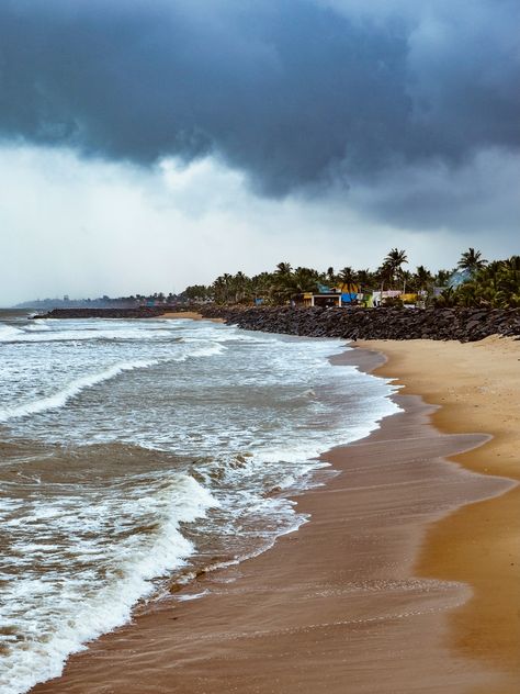 Thanks to Abhinav for making this photo available freely on @unsplash 🎁 Pondicherry India, Vision Board Pics, Vision Board Photos, Best Weekend Getaways, Mangrove Forest, Best Photo Background, Paradise Beach, Ocean Spray, Surf Camp