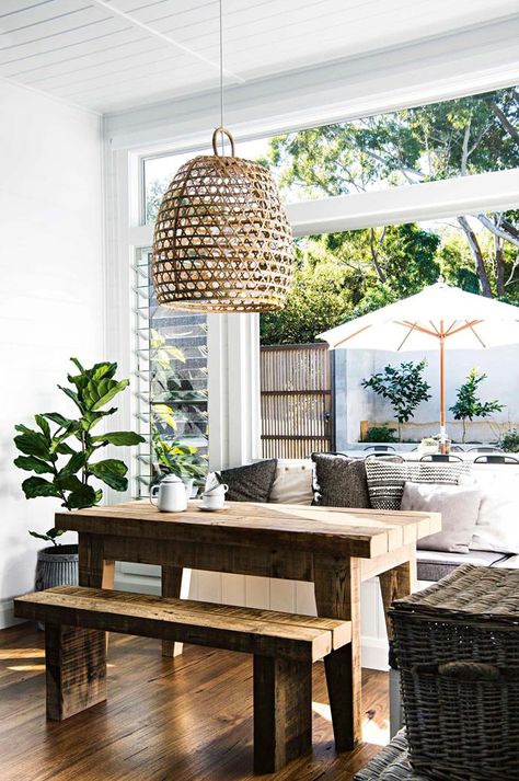 Coastal Country, Table Inspiration, Beach House Interior, Farmhouse Dining Room, Country Charm, Decor Guide, Farmhouse Dining, A Living Room, Wooden Table