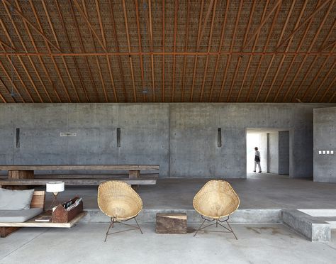 . Concrete Walls, Tadao Ando, Japanese Architect, Minimalist Architecture, Concrete Wall, Landscape Architecture, Wabi Sabi, Interior Spaces, Modern Architecture