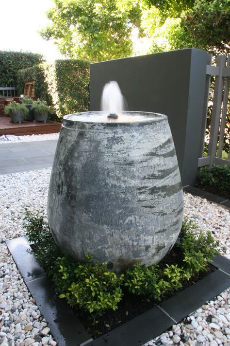 Yard Water Fountains, Outdoor Gallery, Fall Pots, Water Fountain Design, Water Feature Wall, Outdoor Water Features, Diy Pottery Painting, Fountains Backyard, Pool Water Features