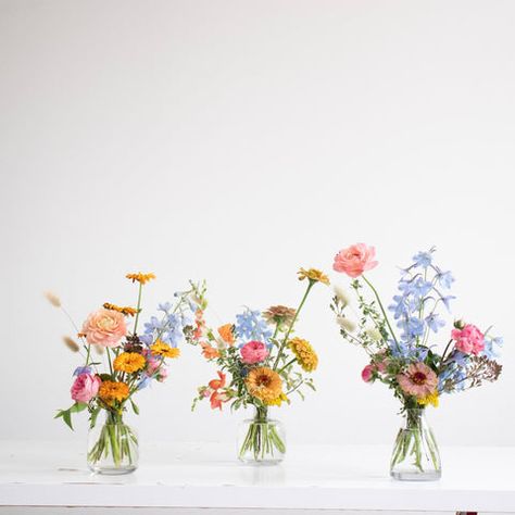 Seasonally-Inspired Flower Delivery in Toronto | Wild North Flowers Bud Vases Wedding, Wild Flower Arrangements, Wildflower Centerpieces, Table Spread, Bud Vases Flowers, Wedding Reception Flowers, Wedding Vases, Wildflower Bouquet, Flower Centerpieces Wedding