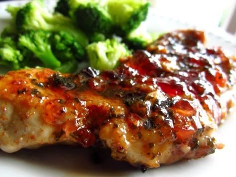 Whole Baked Chicken, Baked Peppers, Pepper Jelly Recipes, Jalapeno Jelly, Hot Pepper Jelly, Glazed Pork Chops, Pork Chop Recipes Baked, Jalapeno Recipes, Jalapeno Chicken