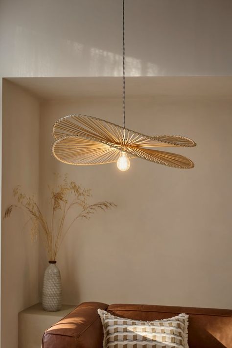 Light Fittings Living Room, Salon Lighting Ideas, Farrow And Ball Living Room, Apartment Furniture Layout, Bedroom Lampshade, Bungalow Interior, Creative Lamp Shades, Rattan Light Fixture, Rattan Lamp