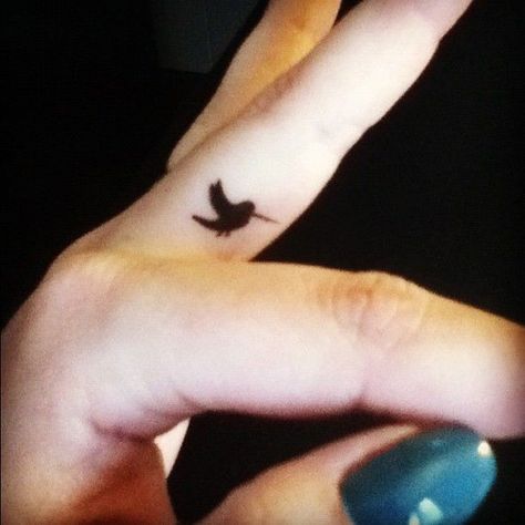 Small hummingbird finger tattoo - 55 Amazing Hummingbird Tattoo Designs  <3 <3 Butterfly Name Tattoo, Tiny Finger Tattoos, Flower Tattoo On Side, Flower Tat, Butterfly Tattoo On Shoulder, Butterfly Tattoo Meaning, Butterfly Back Tattoo, Shoulder Blade Tattoo