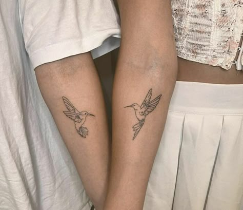 Similar Friend Tattoos, Line Work Matching Tattoos, Aesthetic Best Friend Tattoos, Unique Tattoos For Best Friends, Continuous Matching Tattoo, Plant Best Friend Tattoo, Matching Nature Tattoos Best Friends, Male And Female Matching Tattoos, Bsf Tattoo