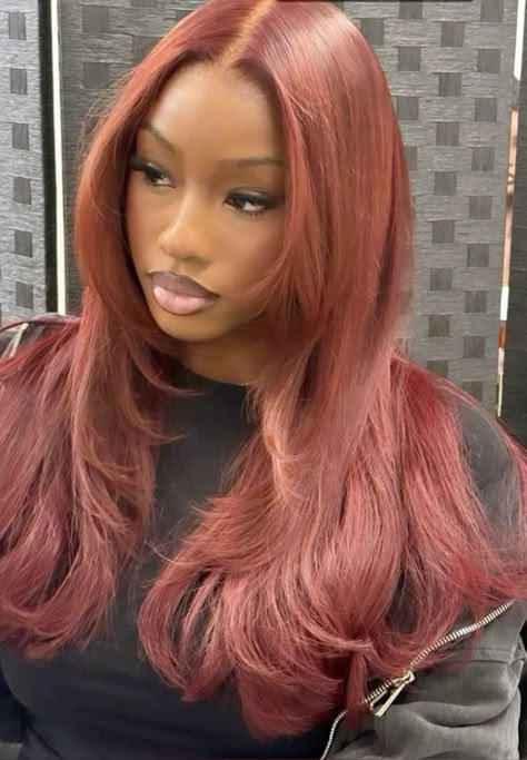 Ginger Black Hairstyles, Simple Wigs For Black Women, Wig Inspo Color, Ginger Black Women, Layered Hair Black Women, Graduation Hair, Long Weave, Ginger Peach, Hairstyles Wigs