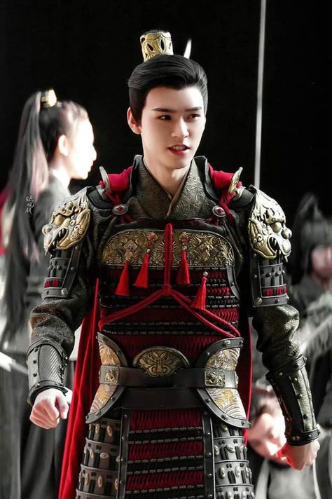 Historical Chinese Clothing, Historical Outfits, Knight Outfit, Traditional Chinese Hanfu, Chinese Armor, Chinese Historical Drama, Warrior Costume, A Knight's Tale, Chinese Warrior