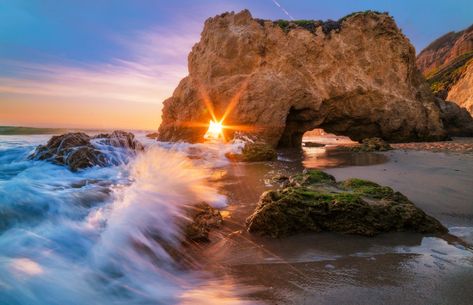 Free Travel Phone Wallpaper Photos! - Travel Caffeine Los Angeles Itinerary, Pacific Coast Highway Road Trip, Matador Beach, Malibu Pier, El Matador Beach, Visit Los Angeles, Visit California, Malibu California, Redondo Beach