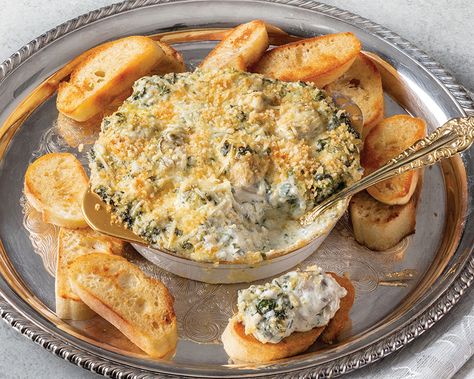 Oysters Rockefeller Spinach Dip Creamy Spinach Dip Recipe, Oyster Rockefeller, Baked Oyster Recipes, Creamy Spinach Dip, Oysters Rockefeller, Summer Sandwiches, Spinach Dip Recipe, Cajun Creole Recipes, Oyster Recipes