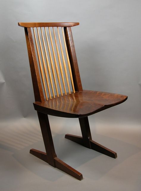 Nakashima Chair, George Nakashima Furniture, Sketchup Woodworking, Nakashima Furniture, Woodwork Furniture, Sam Maloof, George Nakashima, Japanese Furniture, Wooden Chairs