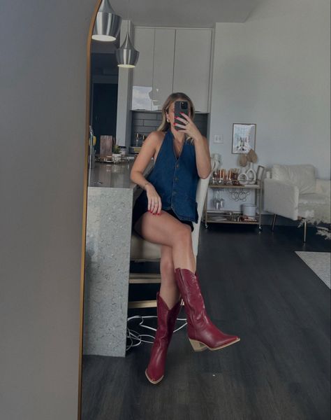 Cherry Red Cowboy Boots, Red Cowgirl Boots Outfit Summer, Outfits With Red Cowboy Boots For Women, Dark Red Cowboy Boots Outfit, Cherry Boots Outfit, Outfits With Red Cowgirl Boots, How To Style Red Cowboy Boots, Maroon Cowboy Boots Outfit, Burgundy Cowboy Boots Outfit