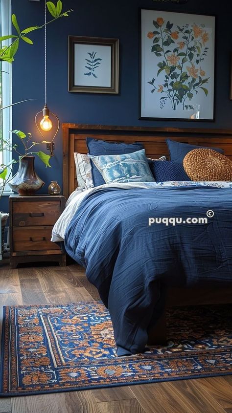 Blue Bedroom Walls, Dark Blue Bedrooms, Blue Bedroom Decor, Casa Vintage, Bedroom Walls, Redecorate Bedroom, Blue Rooms, Bedroom Green, Blue Bedroom