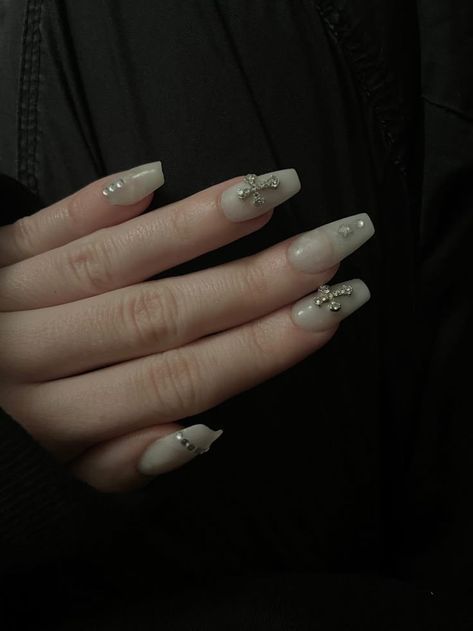 Acubi Nails Black, Simple Emo Nails, Baddie Winter Nails, Nails Xiaohongshu, Acubi Nails, Icicle Nails, Stargirl Nails, Nails Asian, Nails Emo