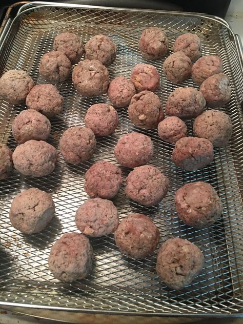 Carnivore Meatballs, Dairy Free Meatballs, Meatballs Keto, Venison Meatballs, Keto Meatballs, Keto Carnivore, Keto Beef Recipes, Lamb Meatballs, Snack Bites