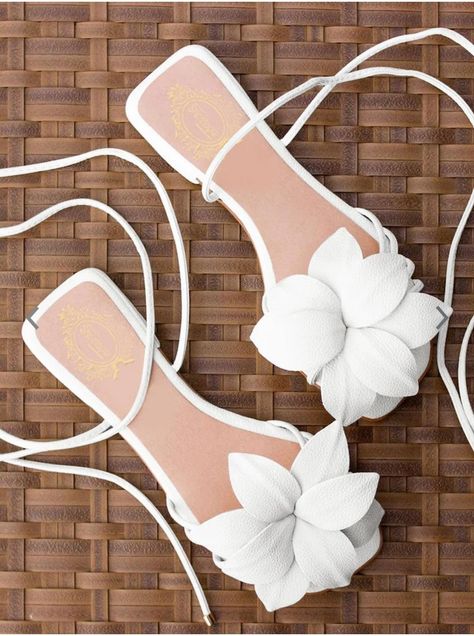 White Flat Sandals, Cream Flats, Trendy Flats, Girls Heels, White Flat, Indian Festivals, White Sandals, Comfortable Flats, Fashion Sandals