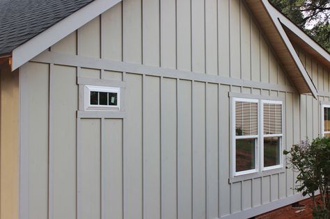 When choosing our exterior siding, I knew that I wanted to create a craftsman/farmhouse look with board and batten. Diy Siding, Batten Diy, Exterior House Siding, Board And Batten Exterior, Craftsman Farmhouse, Siding Options, Window Trim Exterior, Cabin Exterior, Board And Batten Siding