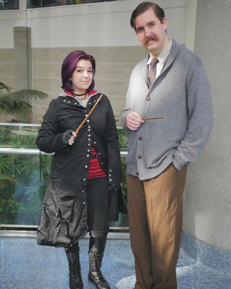 Professor Lupin Costume, Tonks And Lupin Costume, Tonks Harry Potter Costumes, Lupin And Tonks Costume, Remus Lupin Costume, Tonks Costume, Harry Potter Professor Costumes, Nymphadora Tonks Outfit, Remus Lupin Cosplay