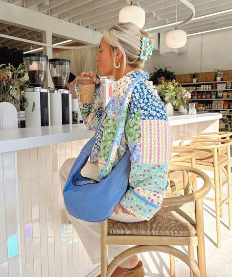 FANCY D BOUTIQUE on Instagram: "Current Trend: Patchwork Quilted Jackets 💐 RESTOCKED our Laney Floral Patchwork Jacket - Blue/Green" Quilted Jacket Outfit, Patchwork Quilt Jacket, Green Gardens, Quilted Clothes, Denim Outfits, Nashville Outfits, 2024 Style, Floral Patchwork, Spring Jacket