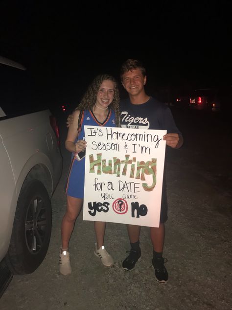 Country Homecoming Proposal, Cute Dance Proposals, Dance Asking, Creative Prom Proposal Ideas, Hoco Posters, Dance Asks, Prom Posals, Hoco Signs, Prom Proposal Ideas