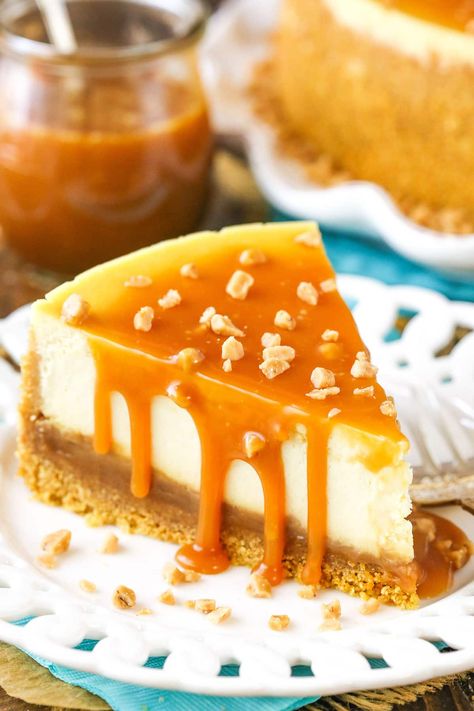 This easy Salted Caramel Cheesecake recipe features layers of salted caramel and smooth, creamy cheesecake on top of graham cracker crust. AMAZING! #cheesecake #caramel 6 Inch Cheesecake Recipe Springform Pan, Homemade Caramel Cheesecake, Carmel Cheesecake, Caramel Cheesecake Recipes, Cheesecake Caramel, Happy Habits, Salted Caramel Cheesecake, Caramel Cheesecake, Easy Cheesecake