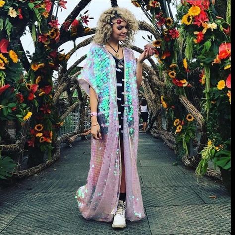 518 Likes, 7 Comments - L.O.M • Louise O'Mahony Lom (@l.o.m_fashion) on Instagram: “We got a bunch of our Lavender kimonos in stock, still time to get one for Halloween weekend!…” Vaporwave Clothing, Sequin Kimono, Rave Babe, Festival Attire, Edc Outfits, Electric Forest, Iridescent Sequin, Sequin Jacket, Festival Style