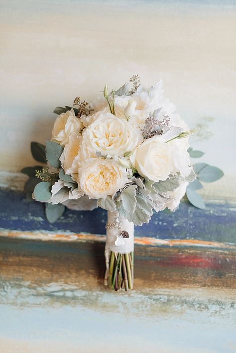 Beach Bouquet, Wedding Locations California, Laguna Beach Wedding, Beach Wedding Locations, Beach Wedding White, Vowel Renewal, Beach Wedding Centerpieces, Beach Theme Wedding Invitations, Beachy Wedding