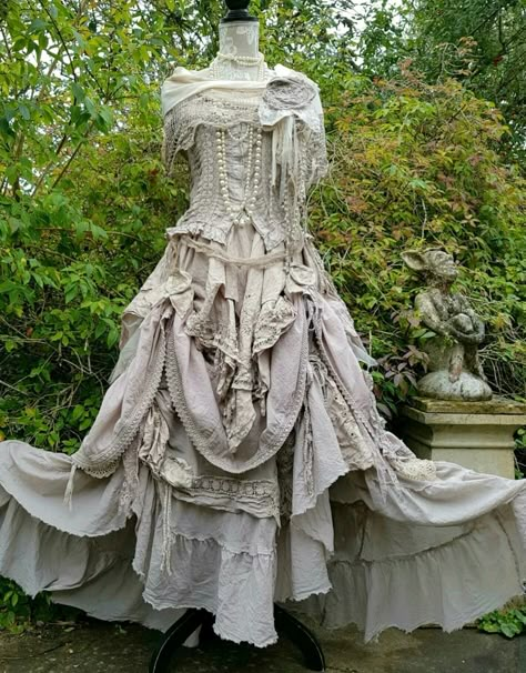 Ripped Princess Dress, Victorian Nightgown 19th Century, Torn Dress Aesthetic, Fancy Vintage Aesthetic, Mythical Outfits, Tattered Wedding Dress, Torn Dress, Tired Dress, Tattered Dress