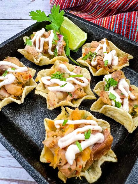 Smoked Chicken Tortilla Bites - Cook What You Love Leftover Smoked Chicken, Tortilla Bites, Quick Chicken Dinner, Traditional Mexican Dishes, Chicken Appetizers, Bite Size Appetizers, Chicken Breast Recipes Easy, Leftover Rotisserie Chicken, Traeger Recipes