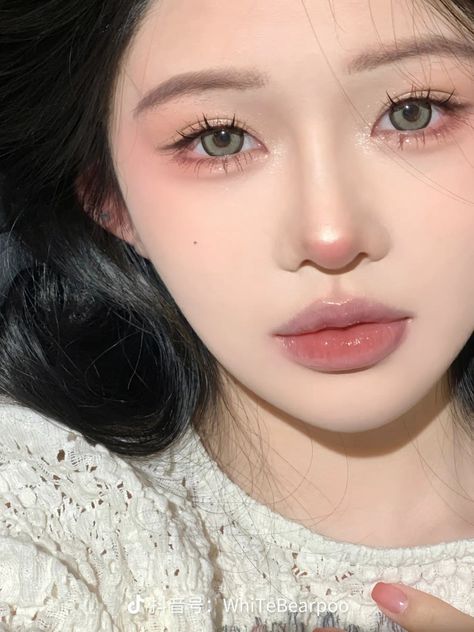 Layout Makeup, Blone Hair, Makeup Asian, Asian Makeup Looks, Chinese Makeup, Douyin Makeup, Ulzzang Makeup, Glowing Makeup, Asian Makeup