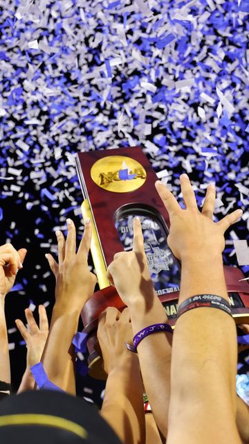 NCAA Softball on Instagram: "Another 𝐦𝐚𝐠𝐢𝐜𝐚𝐥 year in OKC is in the books! ✨ #wcws x 🎥 @espn" Softball Vision Board, Trophy Photography, Softball Championship, College Athlete, Softball Workouts, Softball Season, School Morning, Ncaa Softball, 2024 Vision