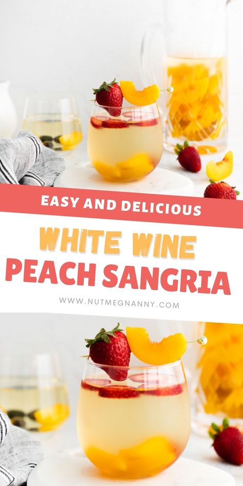 White Wine Sangria Peach, Peach Sangria Recipes, White Peach Sangria, White Sangria Recipe, Sliced Peaches, Summertime Cocktail, Peach Wine, Sweet White Wine, Peach Sangria