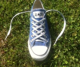 How To Double LatticeYour Converse Double Shoe Lace Patterns, Lace Converse Shoes, How To Lace Converse, Tenis Converse, Ways To Lace Shoes, Converse Chucks, Curvy Petite Fashion, Shoe Lace Tying Techniques, Tie Shoelaces