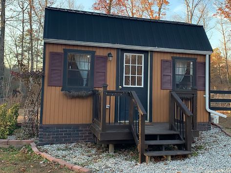 Tiny House Village, Bar Crawl, Building A Tiny House, Tiny Village, Family Of 4, Tiny House Movement, Private Office, Miniature House, Sustainable Lifestyle