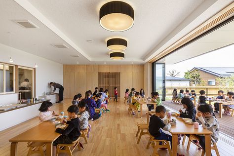 Gallery of MRN Kindergarten and Nursery / HIBINOSEKKEI + Youji no Shiro - 23 Daycare Design Ideas, Kindergarten Classroom Design, Montessori Nursery, Daycare Design, Kindergarten Design, Folder Design, Montessori School, School Garden, Education Architecture