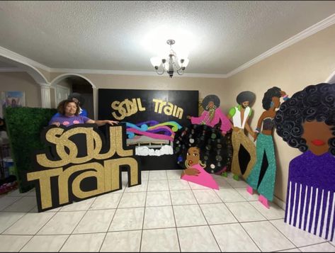 Soul Train Party Decorations, 70s Theme Party Decorations, Soul Train Themed Party, 70s Birthday Party Ideas, 70s Themed Birthday Party, Motown Party, 70s Party Decorations, Soul Train Party, Train Theme Party