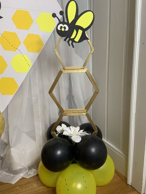 Bee Birthday Party Centerpieces, Bee Themed Birthday Party Centerpiece, Sweet As Can Bee Centerpieces, Bumble Bee Centerpieces, Bee Baby Shower Theme Centerpieces, Bee Party Decorations Diy, Bee Party Centerpieces, Bee Photo Backdrop, Bee Themed Centerpieces