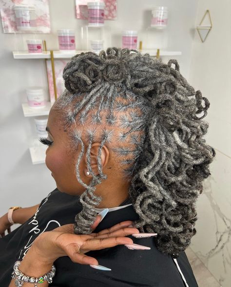 Different Loc Styles, Wedding Loc Styles, Paprika Hair Color, Dreadlock Wedding Hairstyles, Loc Updos, Coiling Natural Hair, Dreads Styles For Women, Loc Updo, Hair Expo