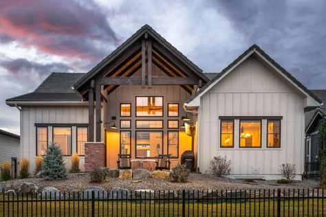 Rustic Craftsman Home, Big Homes, Craftsman Floor Plans, Rustic Craftsman, Mountain Craftsman, Architecture Homes, Patio Plans, Barn Houses, Wraparound Porch