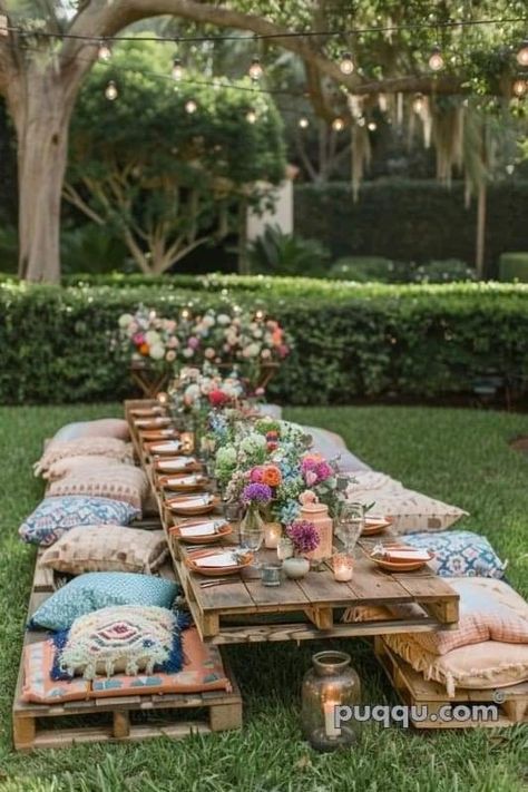 Boho Backyard Dinner Party, Day Party Decor, Backyard Dinner Party, Boho Picnic, Plan My Wedding, Christmas 2024, Beni Ourain, The Hobbit, Garden Party