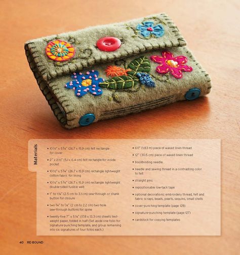 Nicely done. Old Sweater Crafts, Felt Wallet, Wool Felt Projects, Wool Applique Patterns, Felted Wool Crafts, Recycled Sweaters, Recycled Sweater, Wool Embroidery, Felt Embroidery