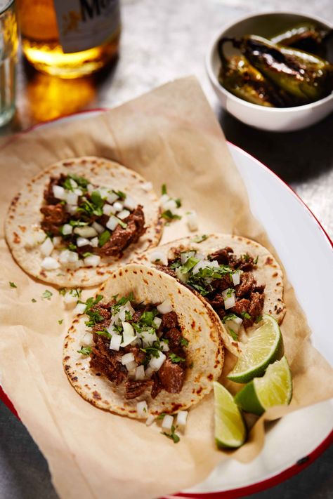 Carne Asada Street Tacos, Asada Street Tacos, Mexican Ideas, Skirt Steak Marinade, Quick Foods, Street Taco Recipe, Street Taco, Skirt Steak Recipes, Fast Cooking