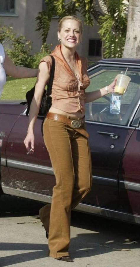 Brittany Murphy, 00s Fashion, 2000s Outfits, Winona Ryder, 2000s Fashion Outfits, 2000s Fashion, Look At You, Mode Inspiration, 70s Fashion