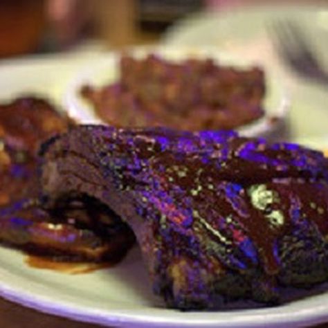 Texas Roadhouse Rib Seasoning Texas Roadhouse Ribs Recipe, Rib Seasoning, Roadhouse Recipes, Texas Roadhouse Recipes, Ribs Seasoning, Famous Restaurants, Rib Rub, Slow Cooked Meat, Dry Rubs