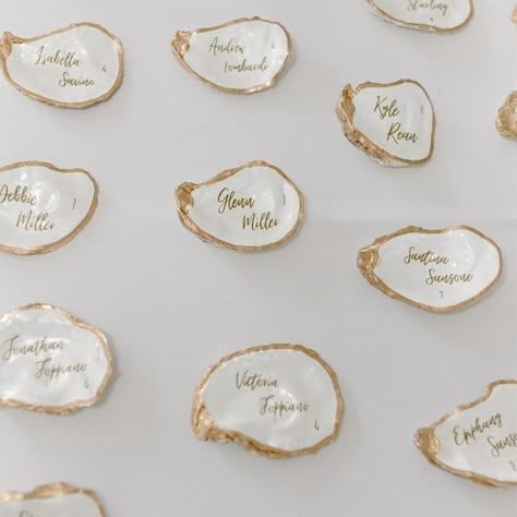 Oyster Shell Place Cards Wedding Place Cards Oyster Place - Etsy Oyster Shell Seating Cards, Oyster Place Cards, Coastal Wedding Place Settings, Oyster Shell Name Cards Place Settings, Wedding Guest Place Card Ideas, Beach Wedding Name Place Cards, Shell Name Cards Wedding, Oyster Name Cards Wedding Ideas, Oyster Place Cards Weddings