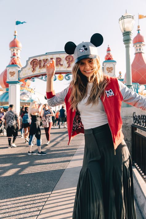 Street Style on Main Street: Disneyland Park California Outfits For Disneyland, Inappropriate Clothing, Latina Outfit, Disney Themed Outfits, Disney Jacket, Disneyland Outfits, Nashville Outfits, Josephine Skriver, Disney Sweatshirts